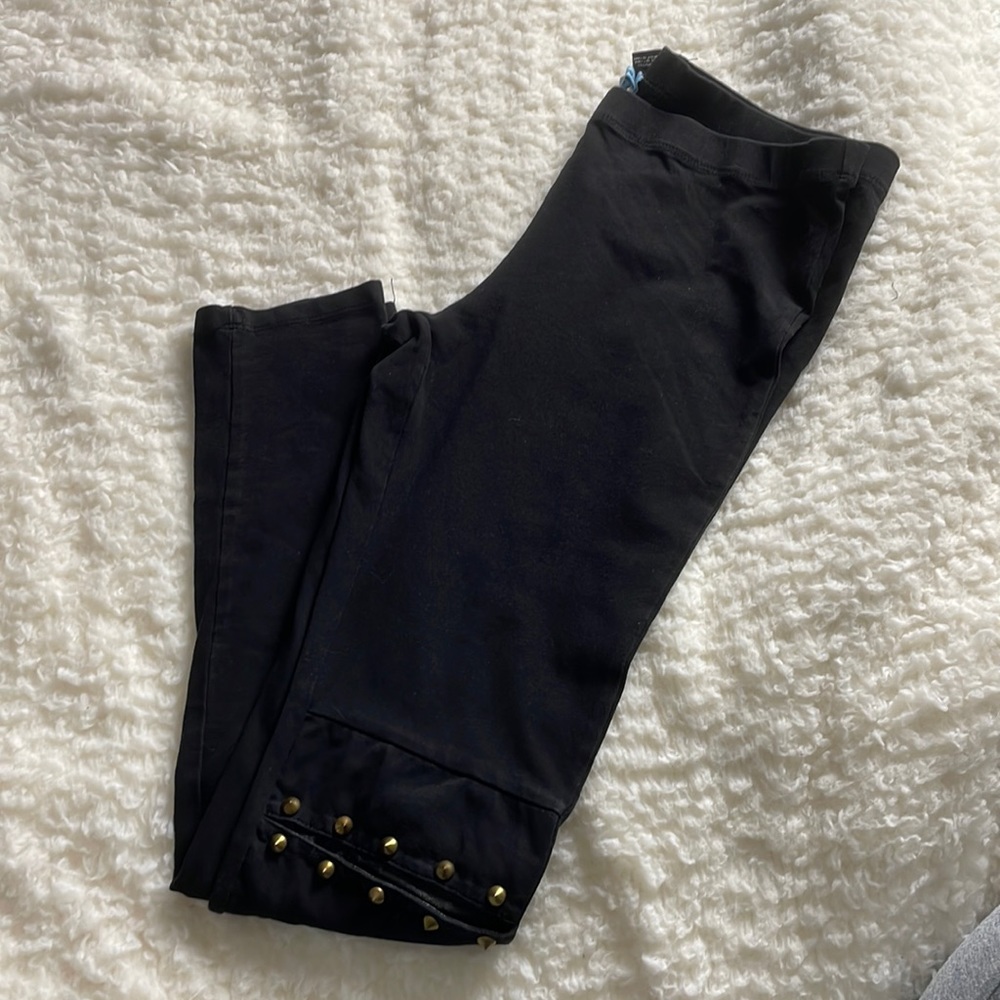 Forever 21 Leggings in Black with Gold Studs - Size Large